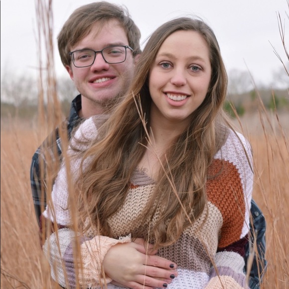 Meet your Posher, Kaci - Picture 1 of 1